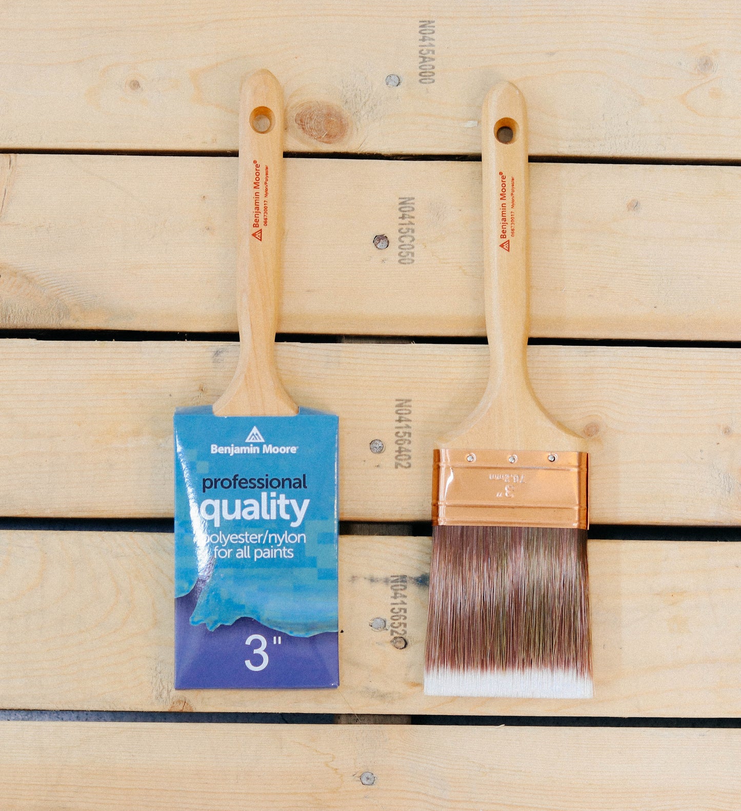 Professional Quality Polyester/Nylon brush - Flat