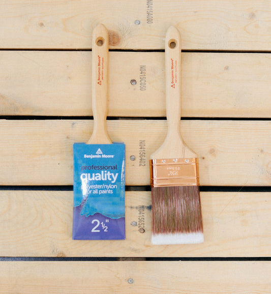 Professional Quality Polyester/Nylon brush - Flat