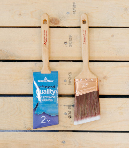 Professional Quality Polyester/Nylon Brush - Angled
